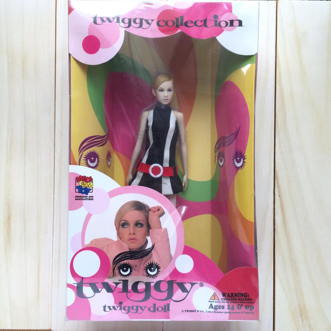 Twiggy Collection メディコムトイ ツイッギー 1/6フィギュア - メルカリ