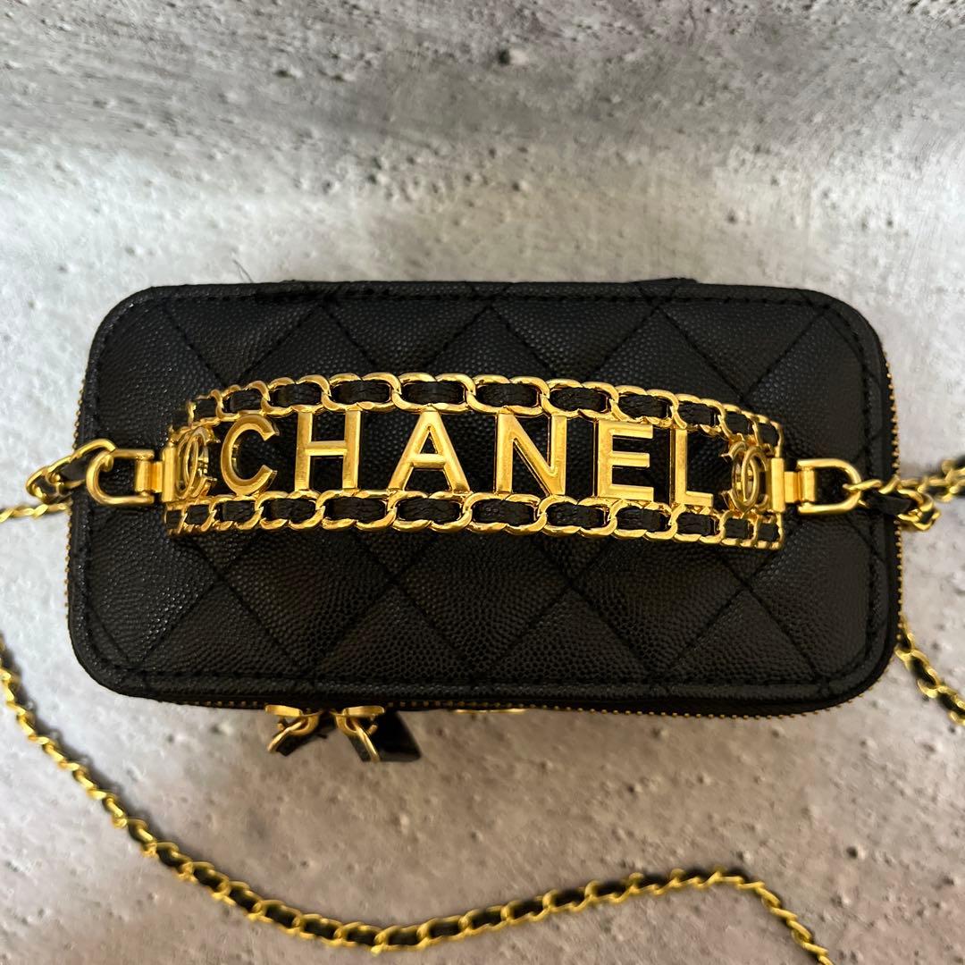 シャネルボールチェーンショルダーバニティバッグ ノベルティ - メルカリ