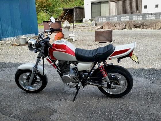 新品 エイプ50 100 ツインサスアダプター 塗装込み KBC製 Wサス