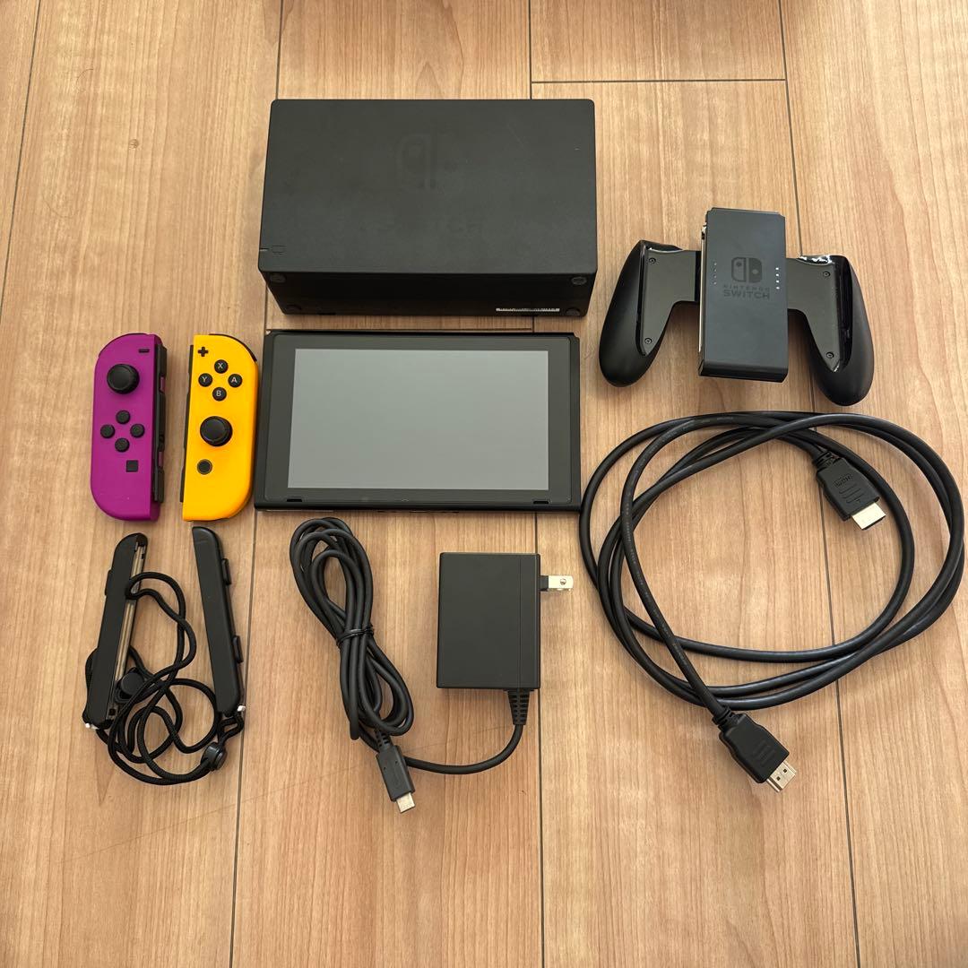 Nintendo Switch 本体 紫とオレンジのジョイコン お1人様1点限り】【Nintendo Switch】Joy-Con ジョイコン (L) ネオン