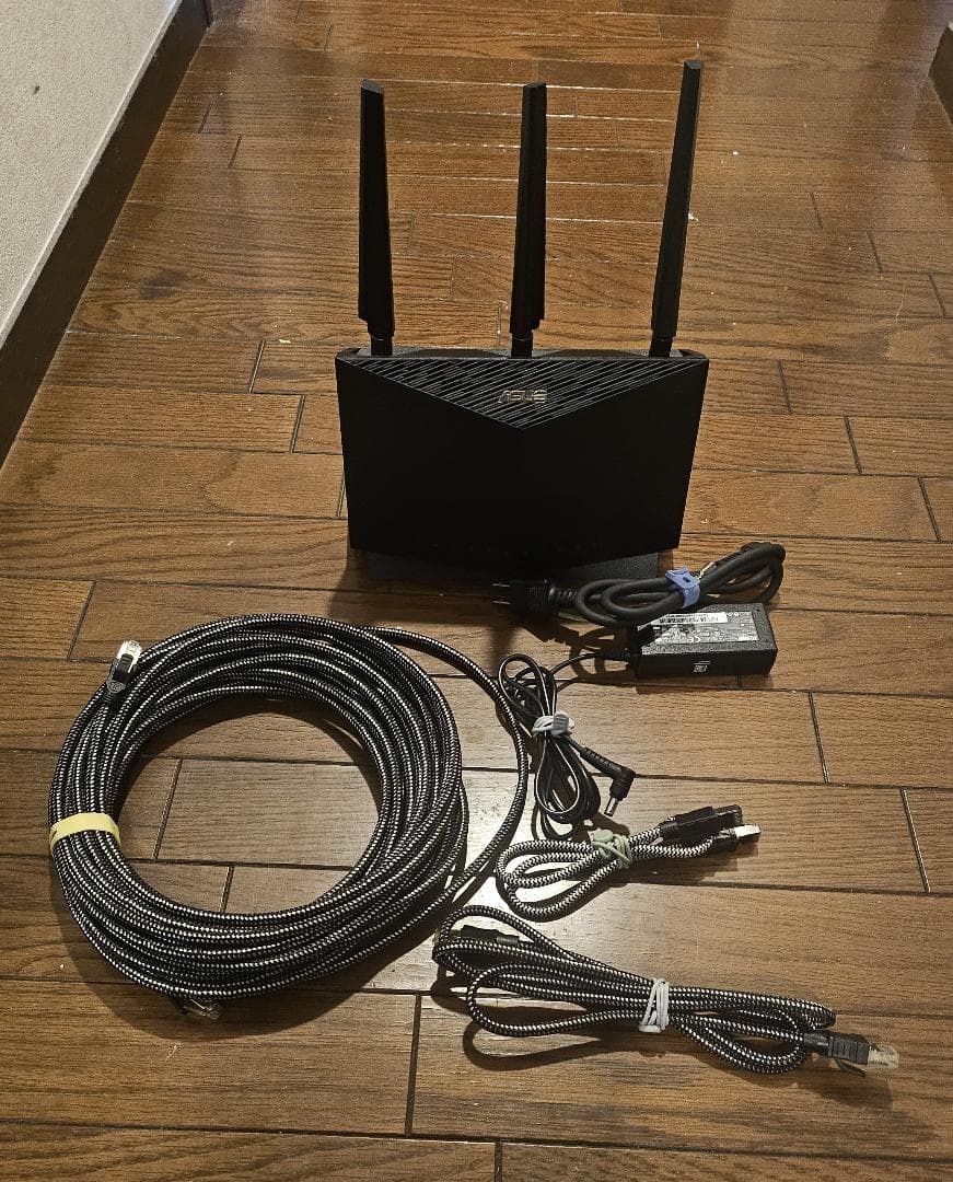 RT-AX86U Pro + LANケーブル ASUSのWi-Fi 6ルーター「RT-AX86U Pro」が発売、2.5Gbps対応WAN/LAN