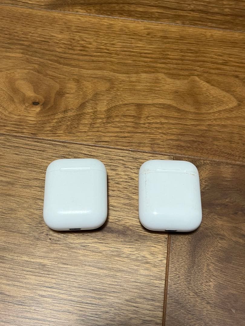 AirPods本体と充電ケース(ジャンク品) ジャンク品】AirPods 第1世代 本体 充電ケース付属 左耳のみ/片耳