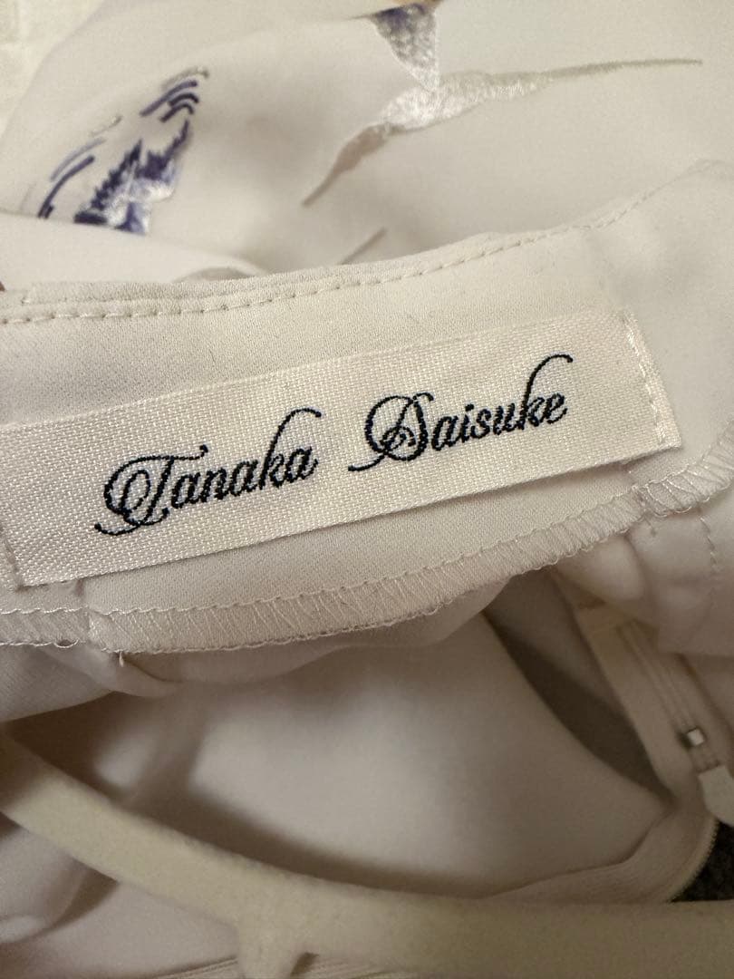 tanakadaisuke 刺繍デザイン トップス - トップスオンライン で 販売