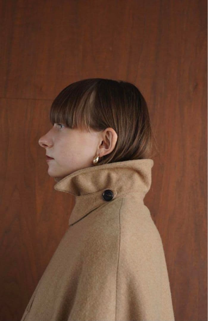 CLANE REVERSIBLE BOA MILITARY CAPE COAT - メルカリ