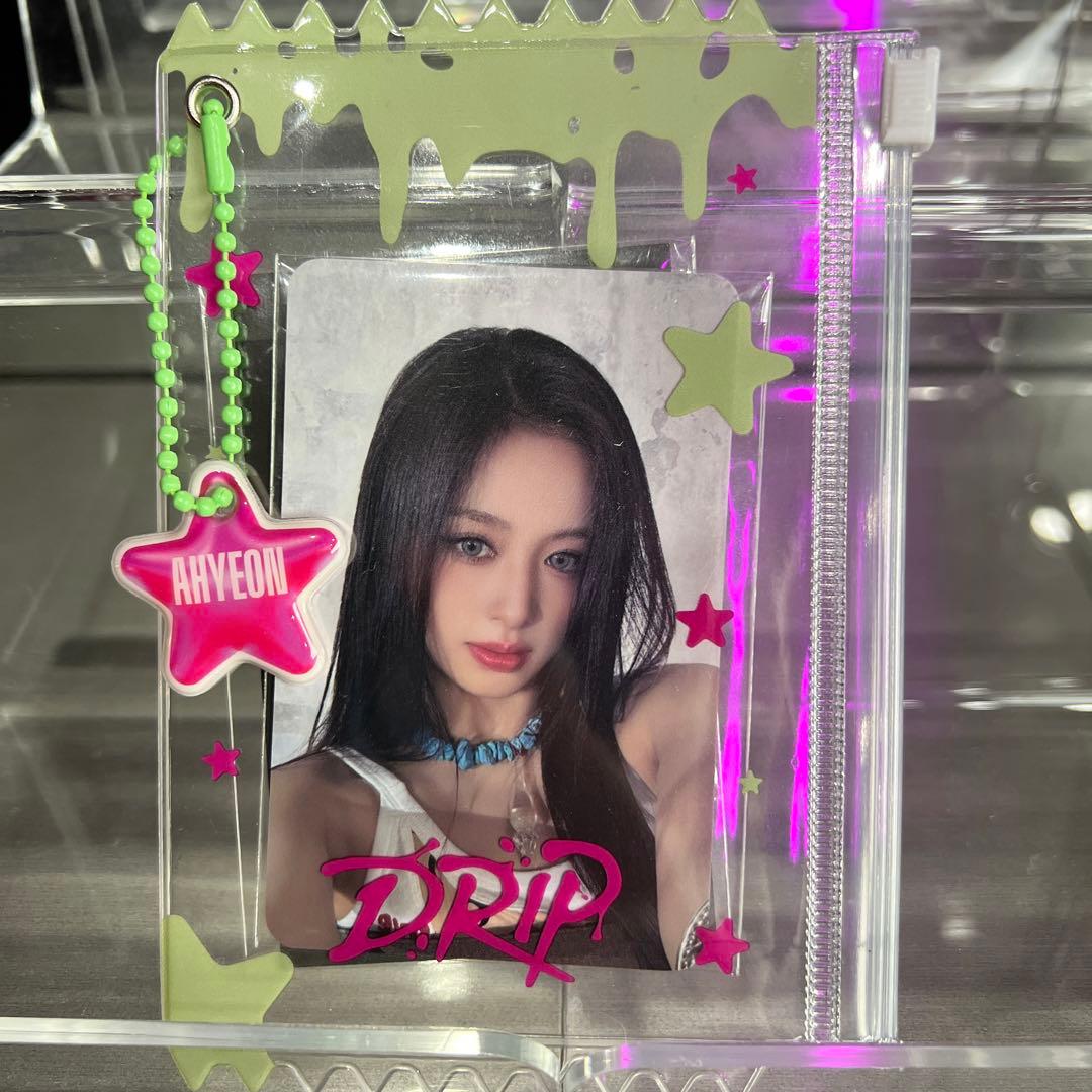 BABYMONSTER アヒョン トレカ DRIP グッズ フォトホルダー - メルカリ