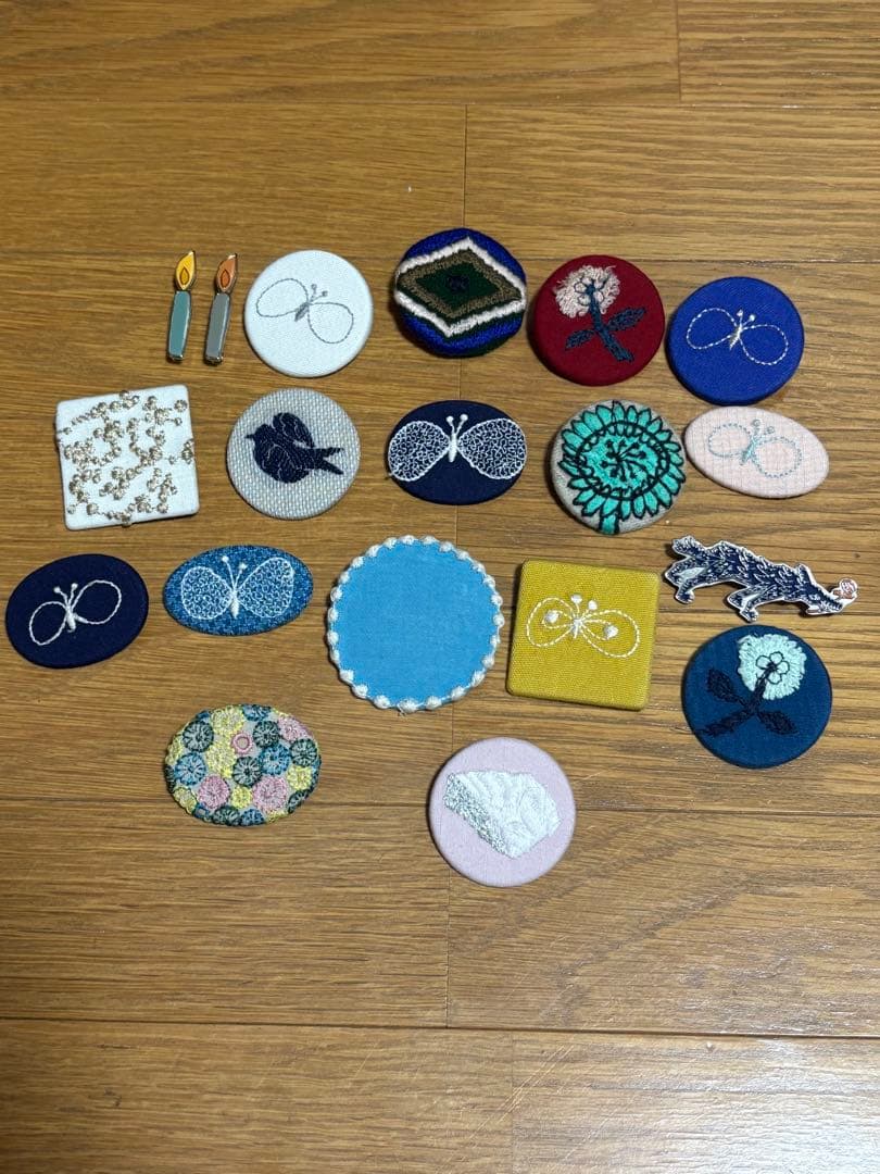 ミナペルホネン 正規品 ブローチ 19個セット - メルカリ