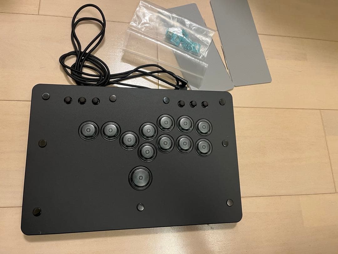 【PUNKWORKSHOP】MINI BOX レバーレスコントローラー 受注生産】MINI BOX レバーレスコントローラー (ボタンレイアウトA/C