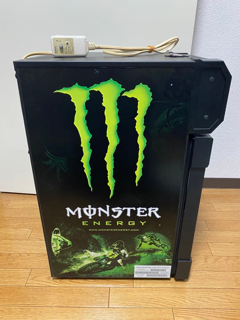 非売品 モンスターエナジー MONSTER ENERGY 冷蔵庫 業務用 鍵付き