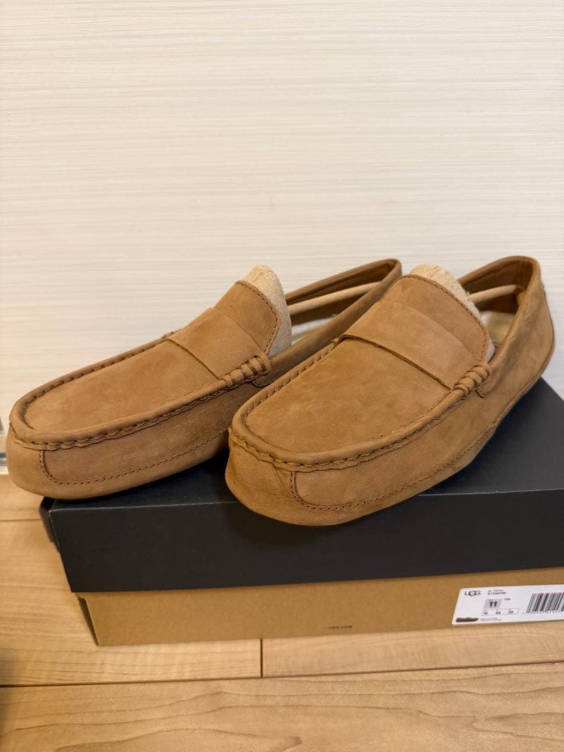 訳あり特価！UGG ベージュ モカシン　スリッポン　ドライビング 楽天市場】UGG モカシン メンズ スリッポン ムートンシューズ スエード