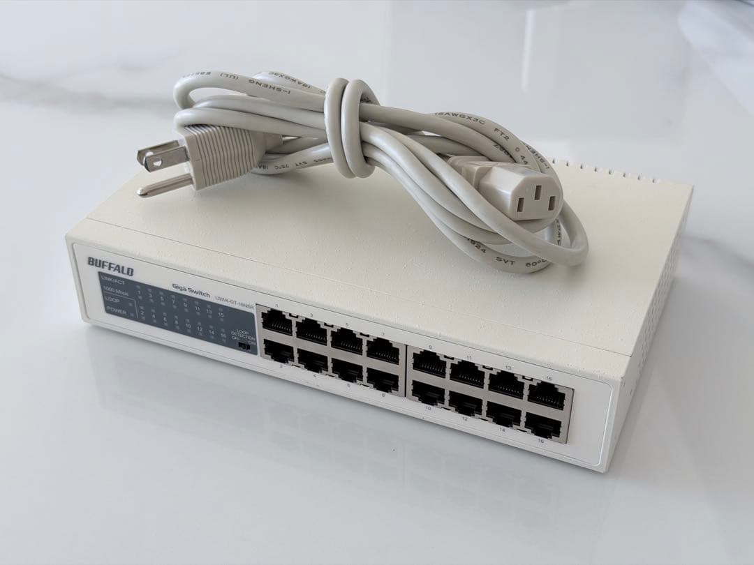 BUFFALO ギガスイッチ LSW4-GT-16NSR - メルカリ