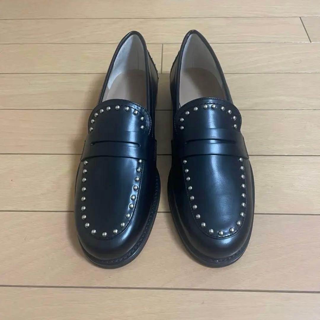 スタッズ付きブラックレザーローファー　24cm 完売モデル トッズ ローファー レディース ブランド TOD'S レザー XXW54K0HN90