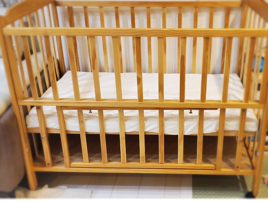 大和屋ハイタイプベビーベッド フロール - メルカリ