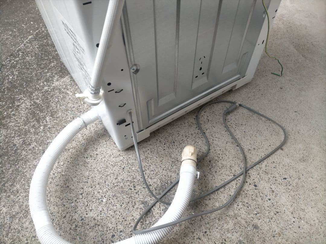 送料無料　ヤマダセレクト 縦型洗濯機 YWM-T70H1 7.0kg ホワイト