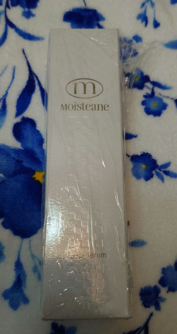 モイスティーヌ ディープセラム洗顔料 - メルカリ