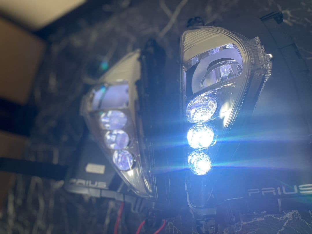 フルカラー】50プリウス 前期 フォグ 純正メッキ ver h11バルブ - メルカリ