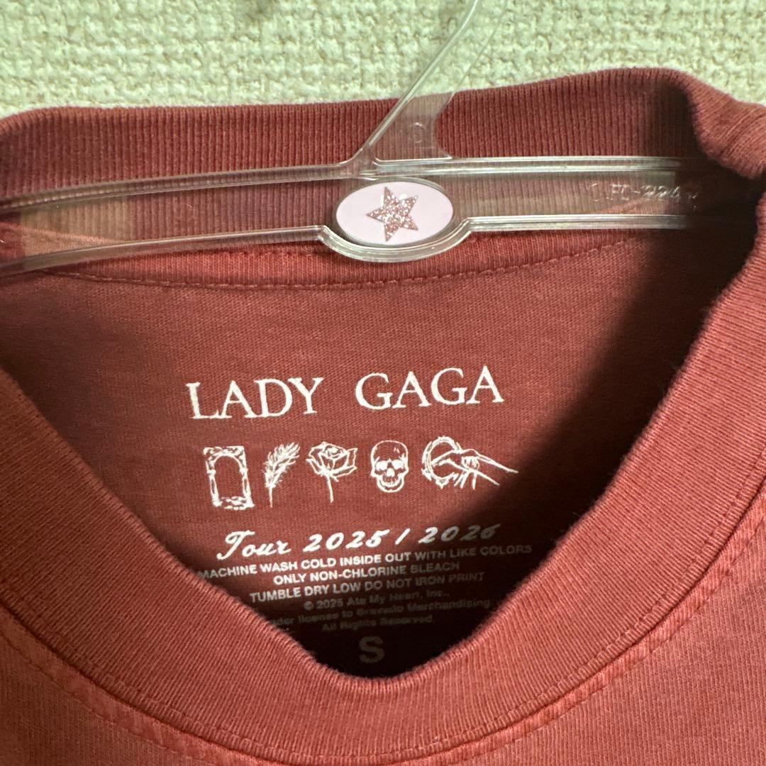 Lady Gaga: The MAYHEM BallTシャツチェスボード - メルカリ