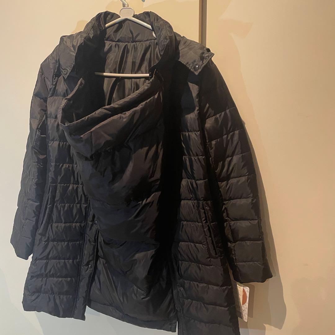 【新品未使用】ママコート☆ダウン　抱っこ☆ダッカー付き《赤ちゃん本舗》