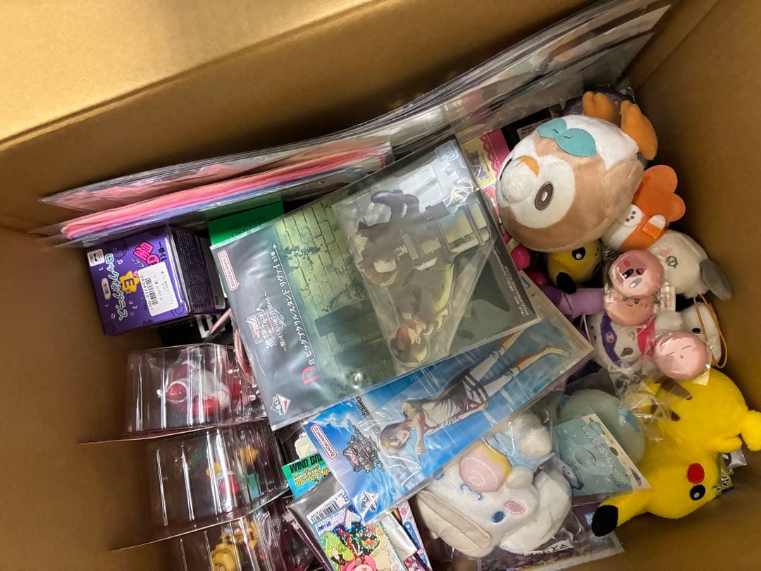 アニメグッズ ノンジャンル 大量 まとめ売り アクスタ 缶バッジ