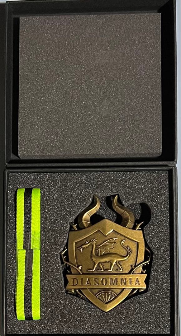 ツイステ ディアソムニア寮 レプリカ腕章 ツイステ 腕章 ディアソムニア - メルカリ