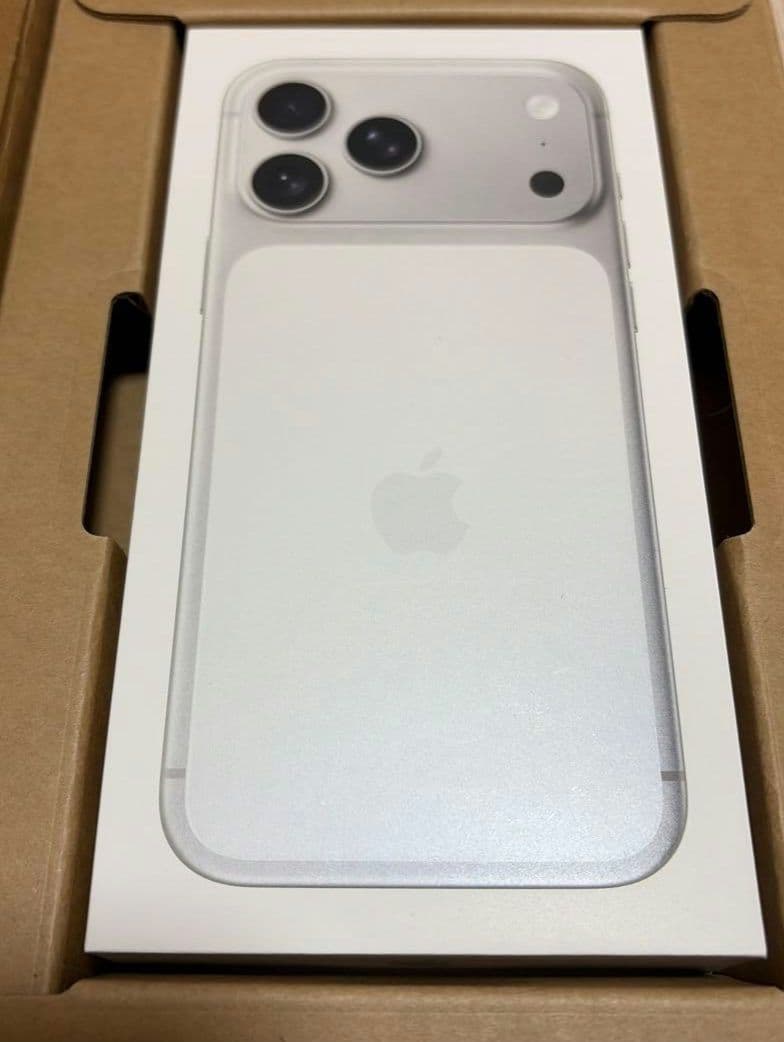 【新品未開封】iPhone17ProMax 256GB SIMフリー Apple iPhone 17 Pro Max 【新品 未開封品】SIMフリー 256GB [シルバー