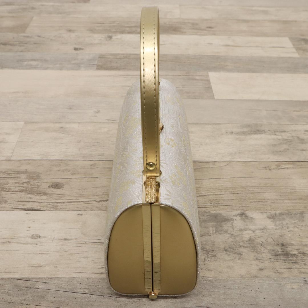 《新古品◆草履バッグセット◆笹蔓模様■ホワイト×ゴールド◆Z3-2》