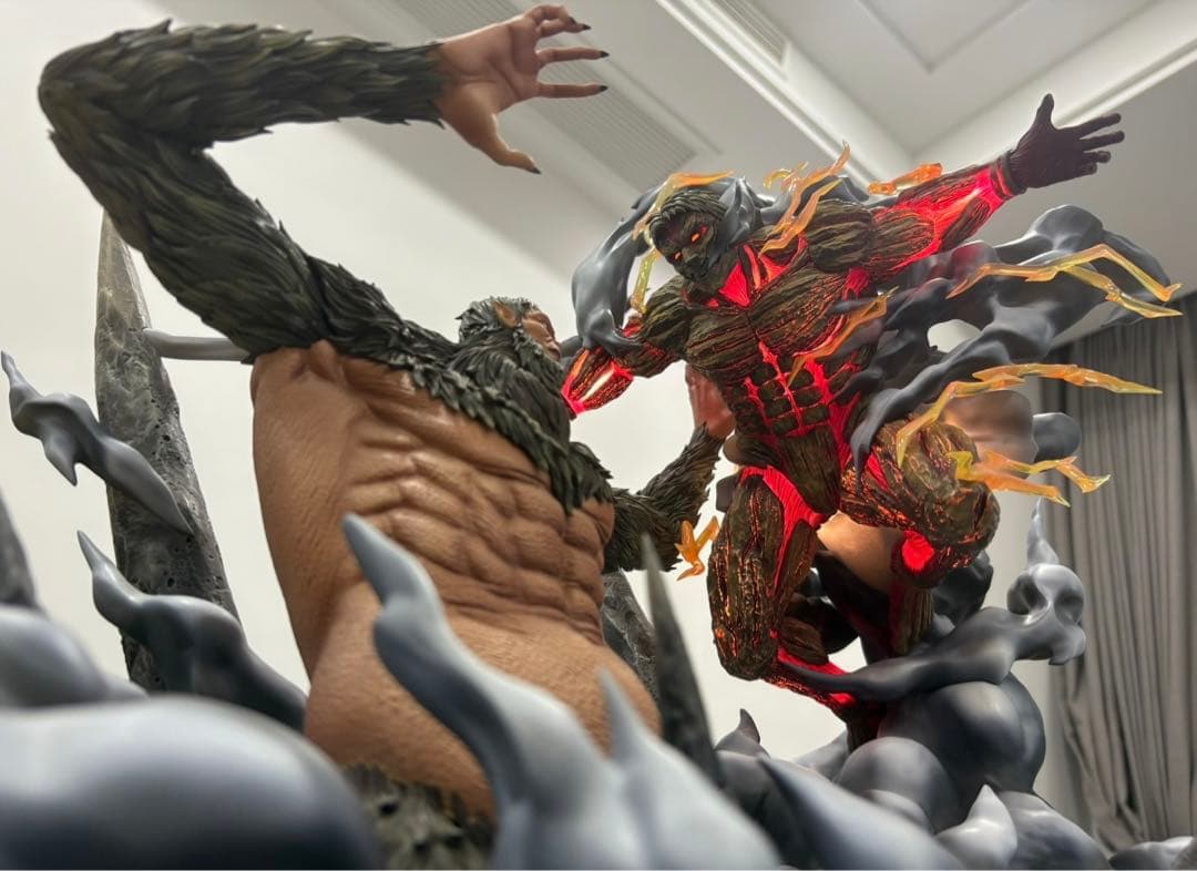 進撃の巨人 ライナー・ブラウン ジーク·イェーガー フィギュア