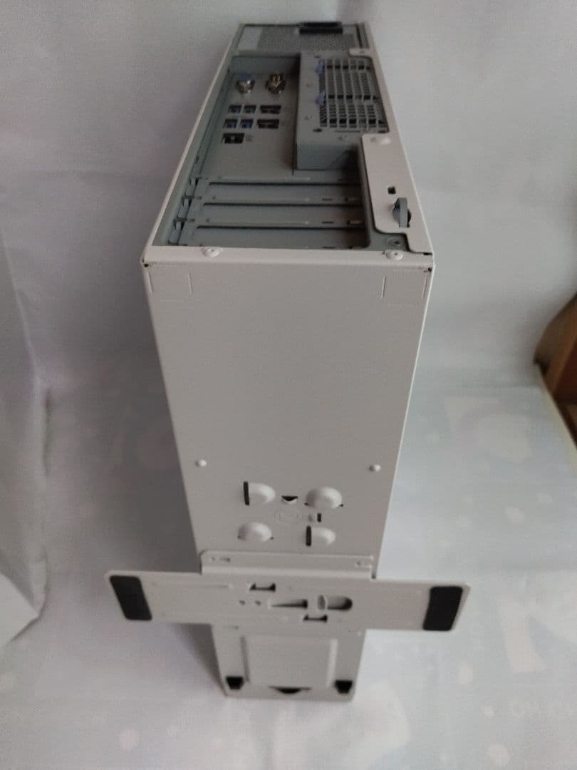 NEC Express5800/T110i-S サーバー(RDXドライブ内蔵) - メルカリ