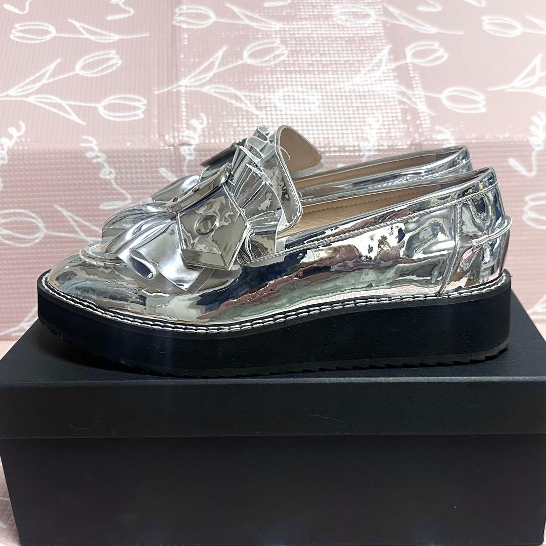 週末限定値下げHOUGA day and night loaferシルバー 1 - メルカリ