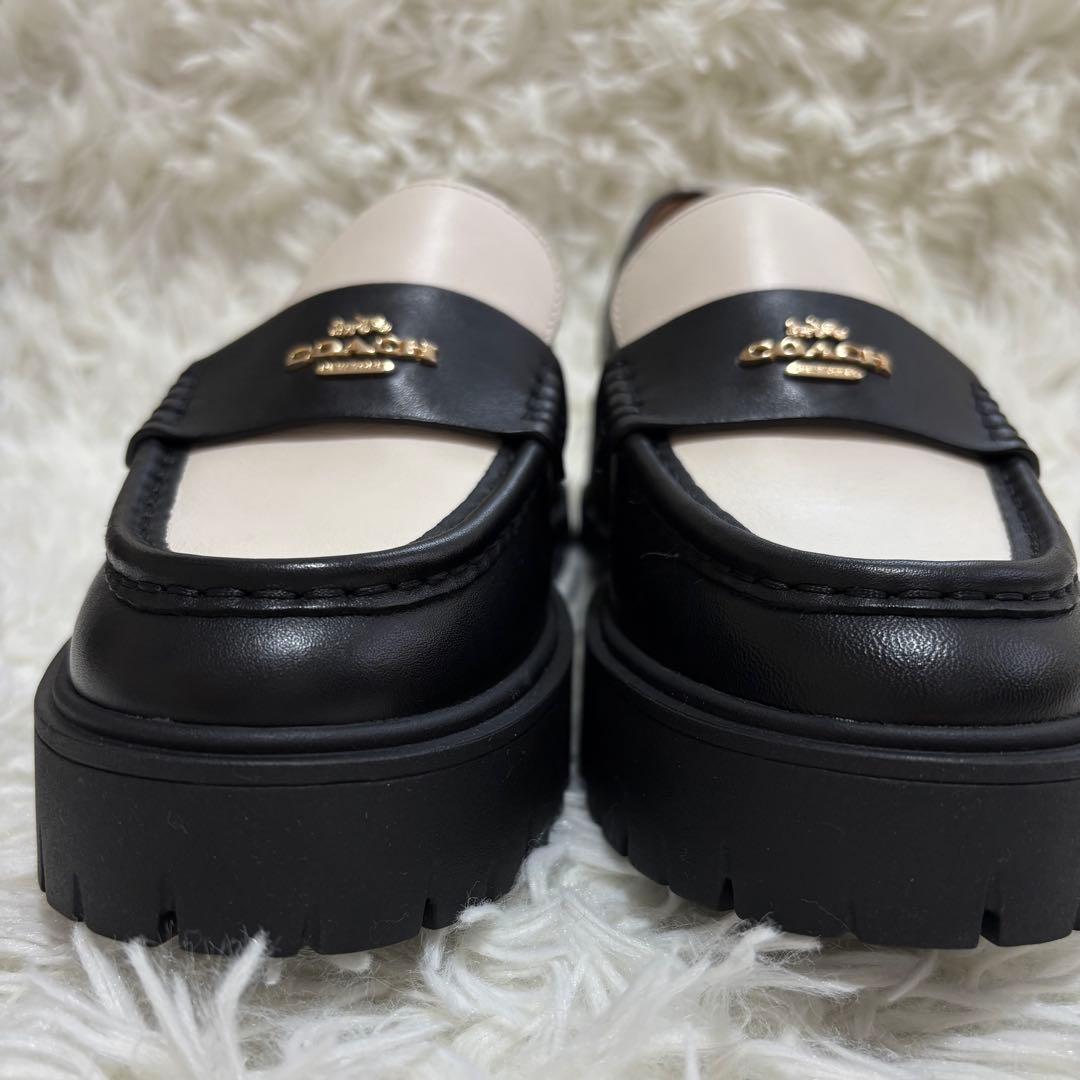 新品 箱タグ付 コーチ ルーシー ローファー 厚底 ブラック ホワイト
