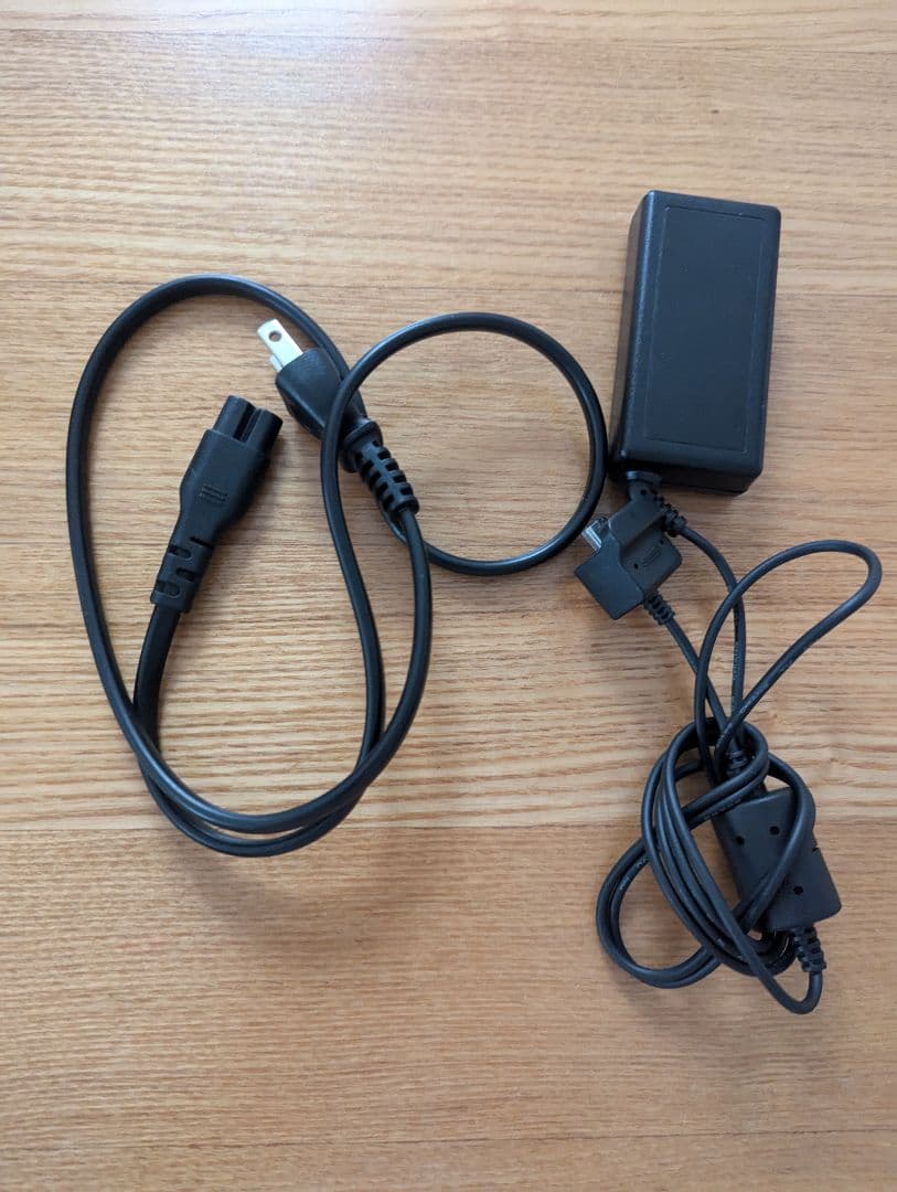 Fujifilm FinePix Z5 ピンク デジタルカメラ 充電器・ケース付 - メルカリ