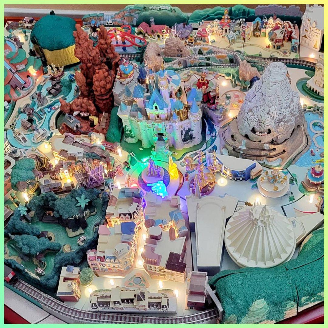 ディズニーランド ミニチュア模型 ディアゴスティーニ 点灯