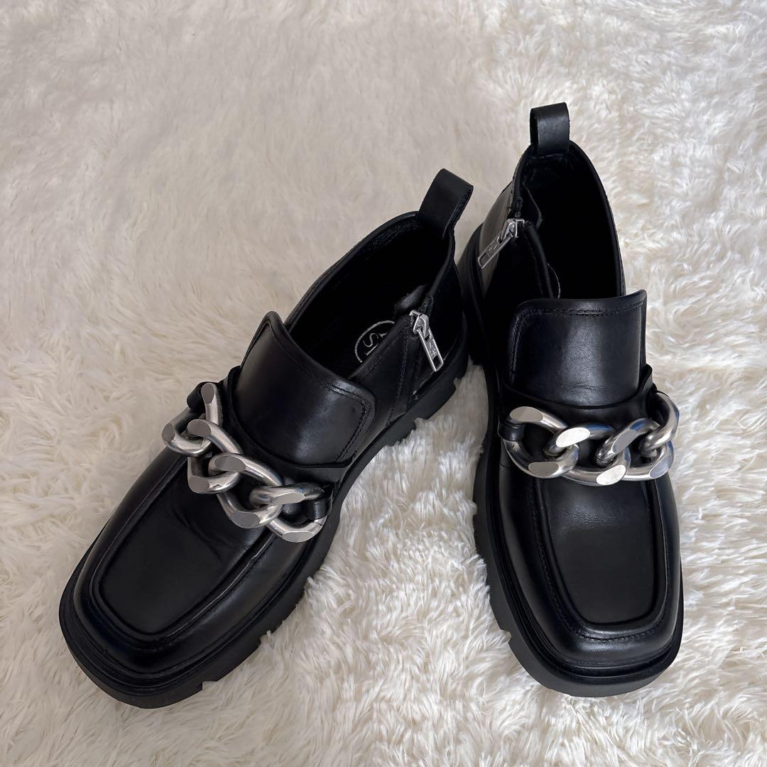 ASH 厚底 トラックソール サイドファスナーチェーン ショートブーツ ASH（アッシュ） サイドジップ ショートブーツ MAGNUM 139135 BLACK