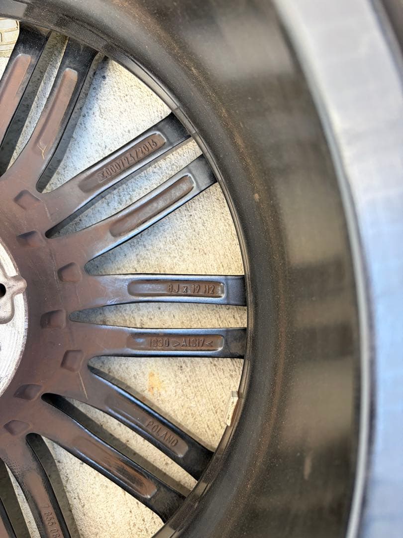 BMW G30 523i エディションミッションインポッシブル純正19インチAW