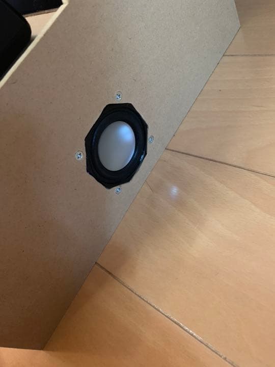 9インチ液晶搭載！アーケード筐体風エミュレーターマシン ラズベリー