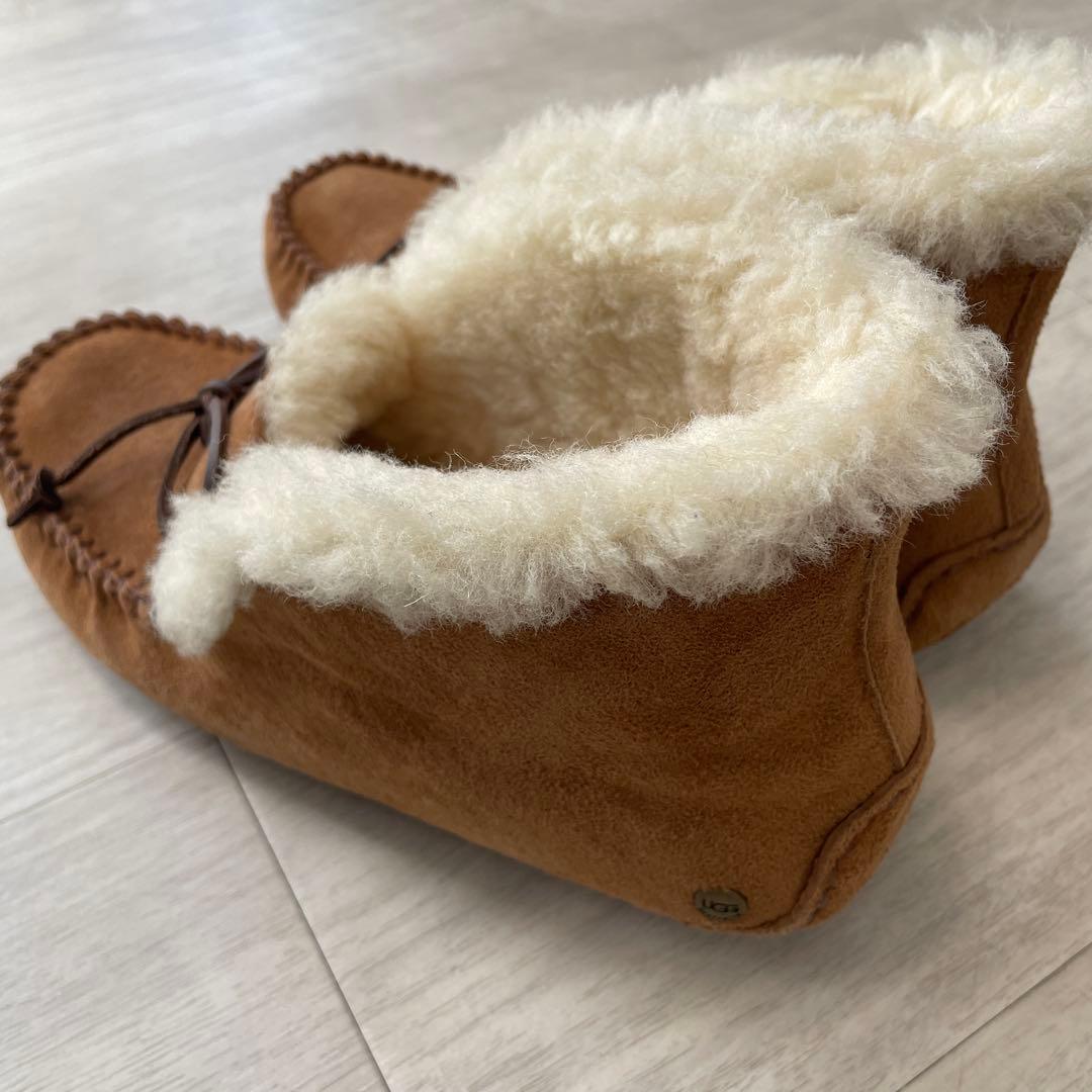 JKC様専用UGGモカシン アレーナ 23㎝ 田丸麻紀さんご愛用 - メルカリ
