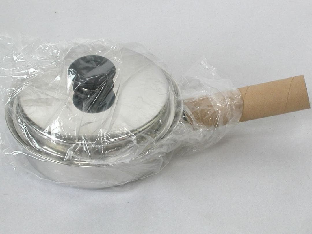 アムウェイ 中フライパン 未使用品 料理本とスクラブバッズ1個付き IH対応品 アムウェイ 中フライパン 未使用品 料理本とスクラブバッズ1個付き IH