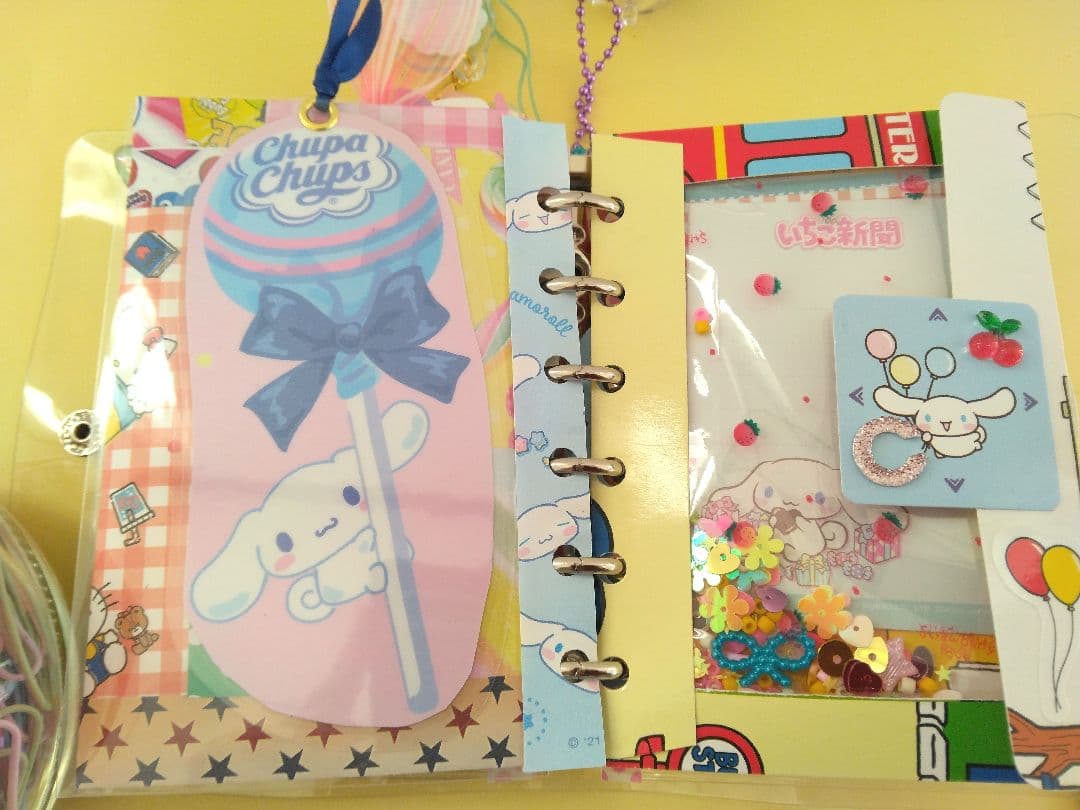 おすそ分けファイル シナモンロール サンリオ A7 バインダー メモ