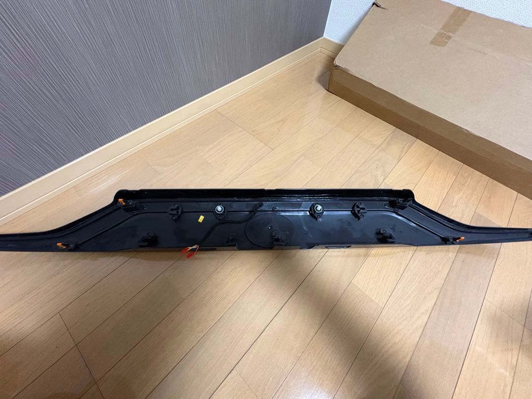 CATYA 新型RAV4 50系 リアテールランプユニット M109441370 - パーツ割引