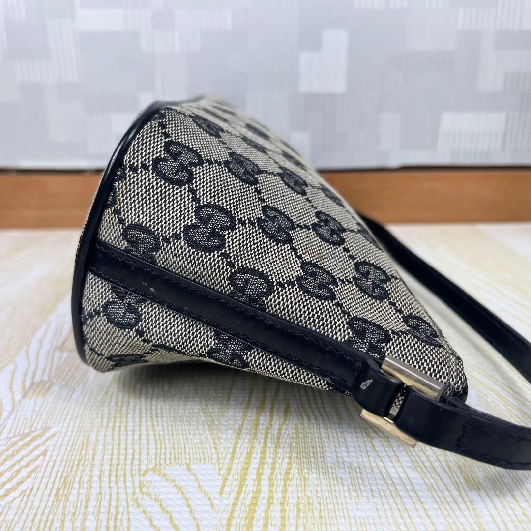 Gucci グッチ アクセサリーポーチ GG ハンドバッグ キャンバス - メルカリ