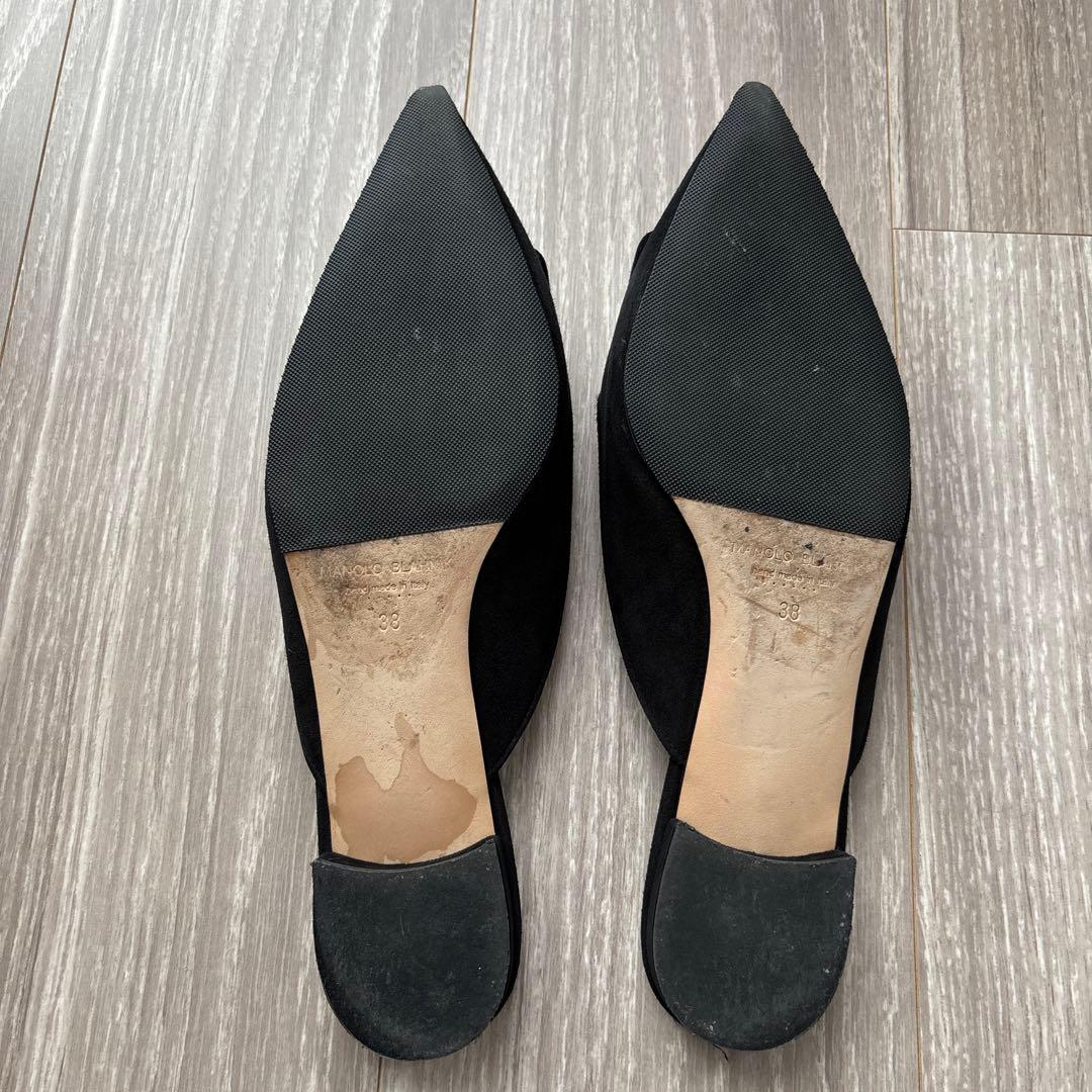 マノロブラニク メイセール フラット ブラック 38