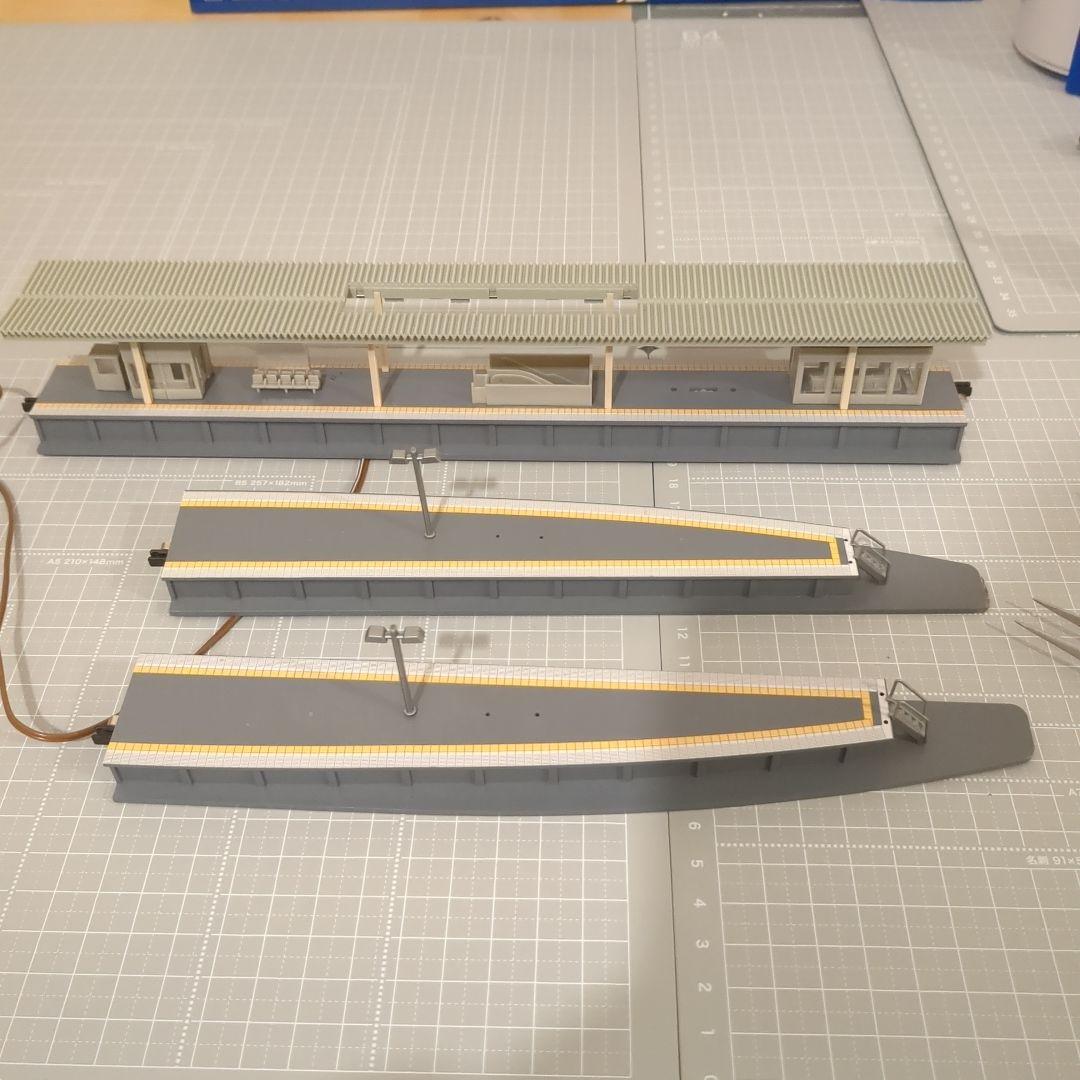 TOMIX 4275 4276 島式ホームセット 照明付 Nゲージ - メルカリ