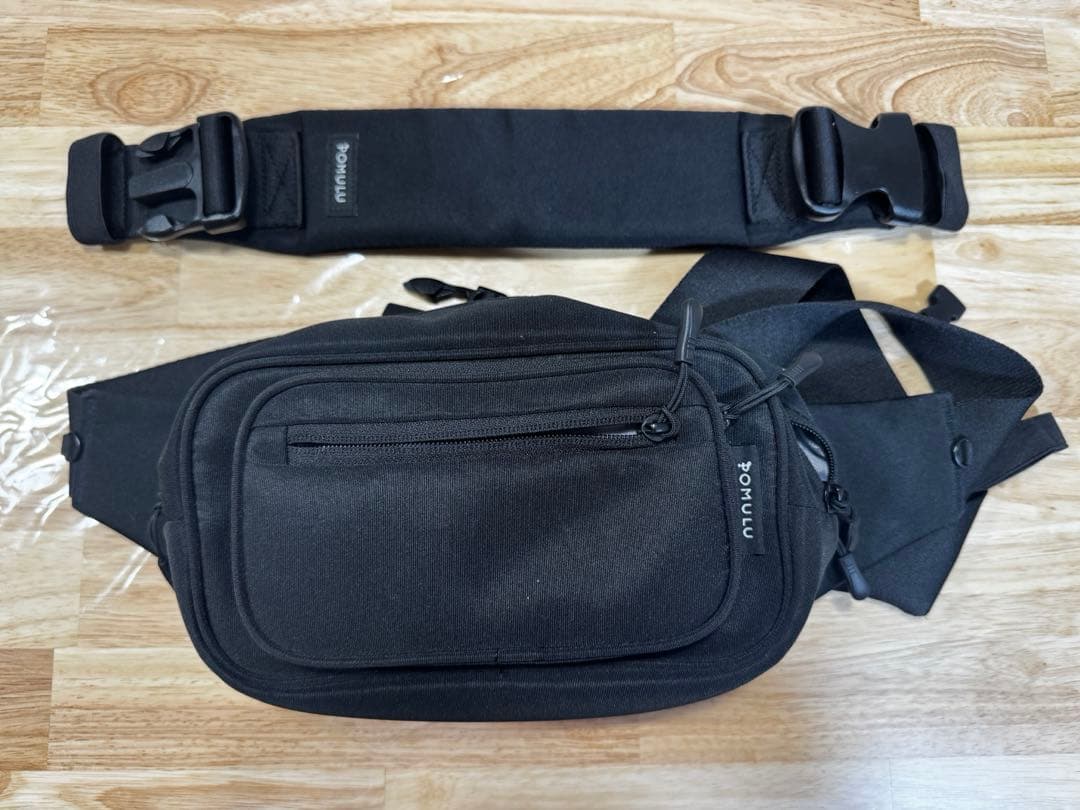 ポムル POMULU ヒップシート ブラック - メルカリ