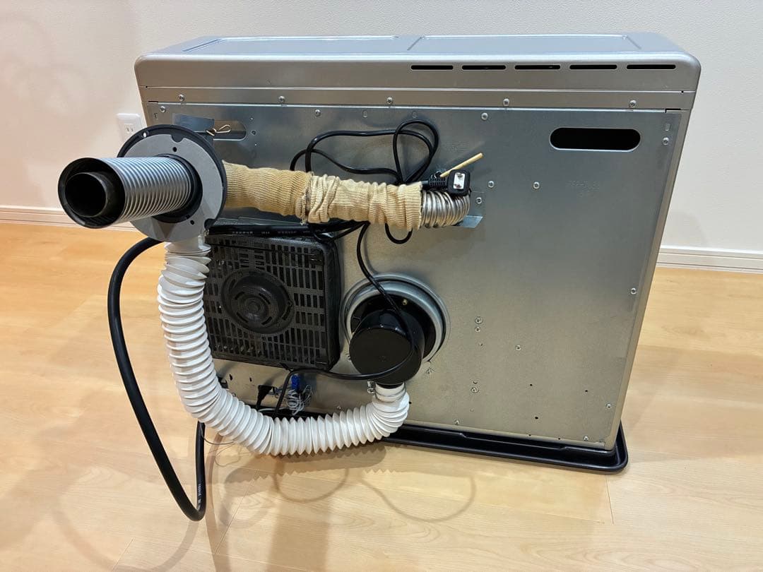 サンポットFF式ストーブ2018年式 FFR-703SXQ - メルカリ