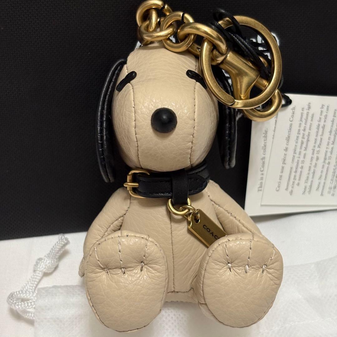 限定】COACH PEANUTS スヌーピー キーホルダー バッグチャーム - メルカリ