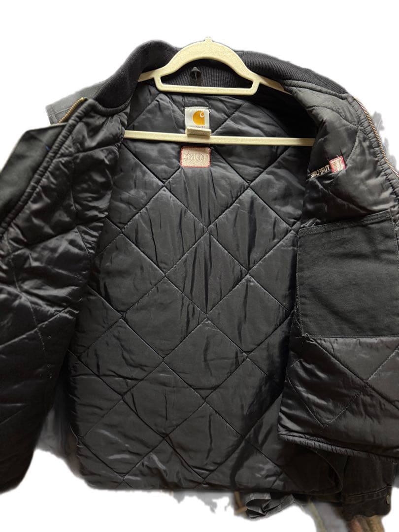 美品Carhartt ダックベスト ブラックTurf Care Toro コラボ - メルカリ