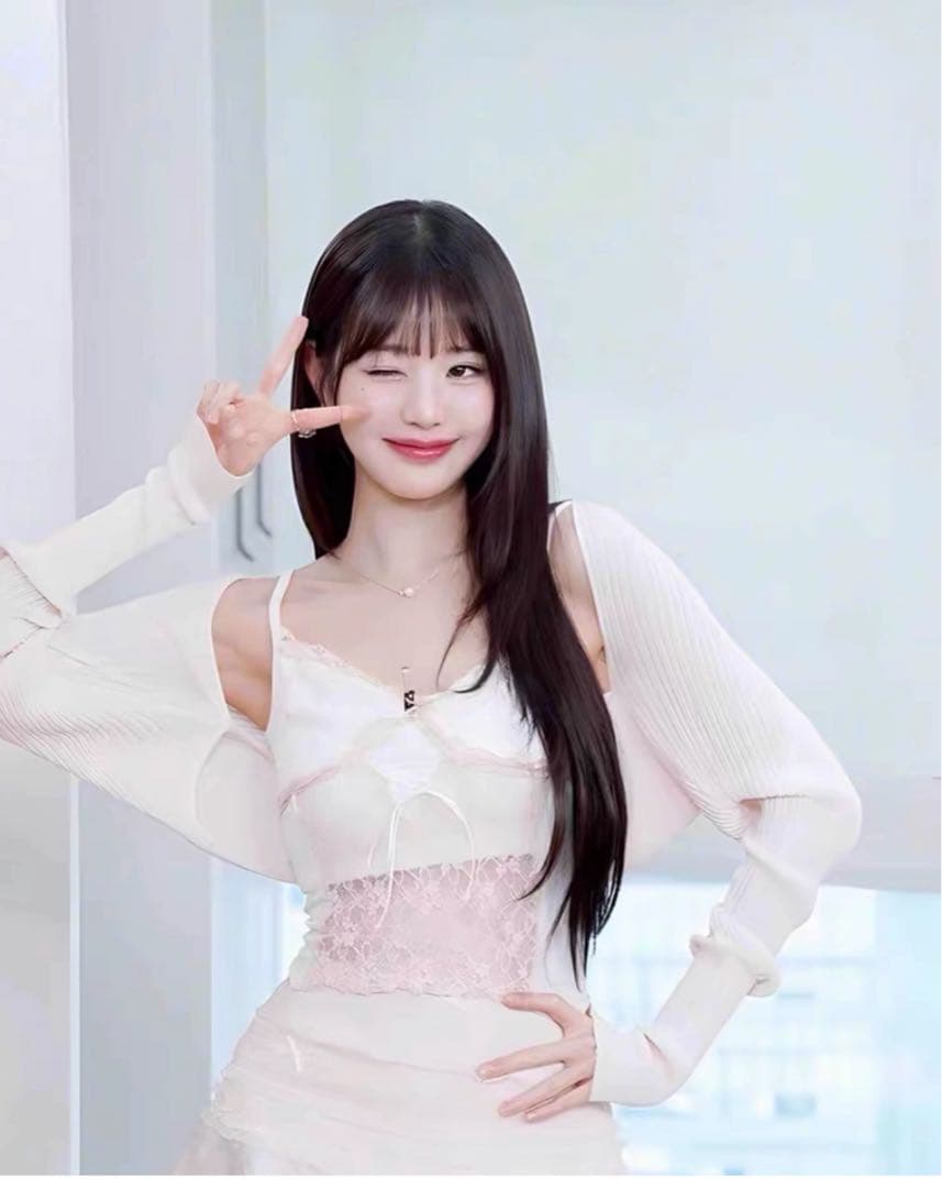 ジアちゃん着用 ♡セクシー可愛い黒白レースキャミソールミニスカート