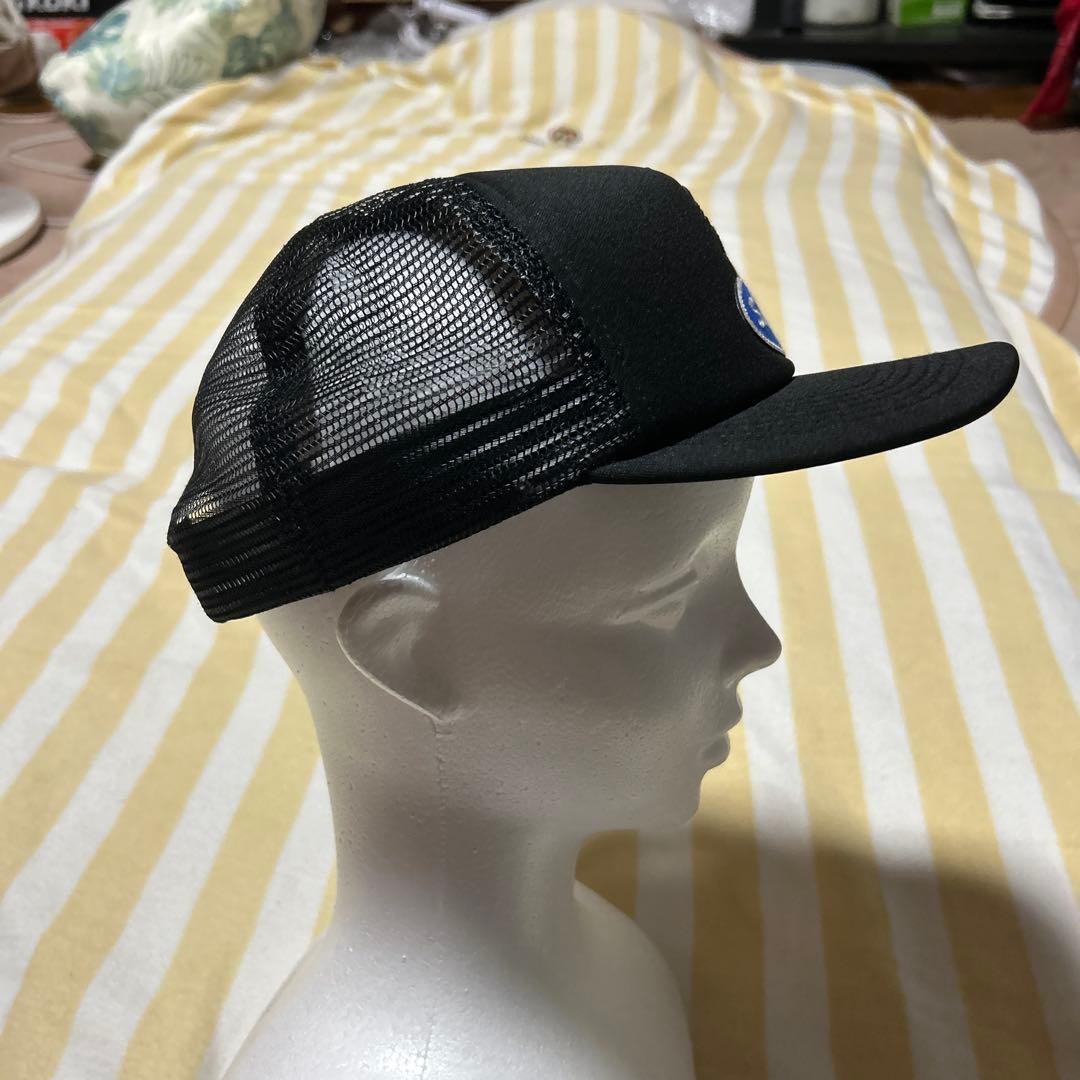 無*糖様 Supreme ブラック トラッカーキャップ - メルカリ