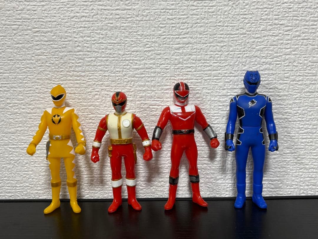 戦隊ヒーローソフビ まとめ売り 20体セット 廃盤 - メルカリ