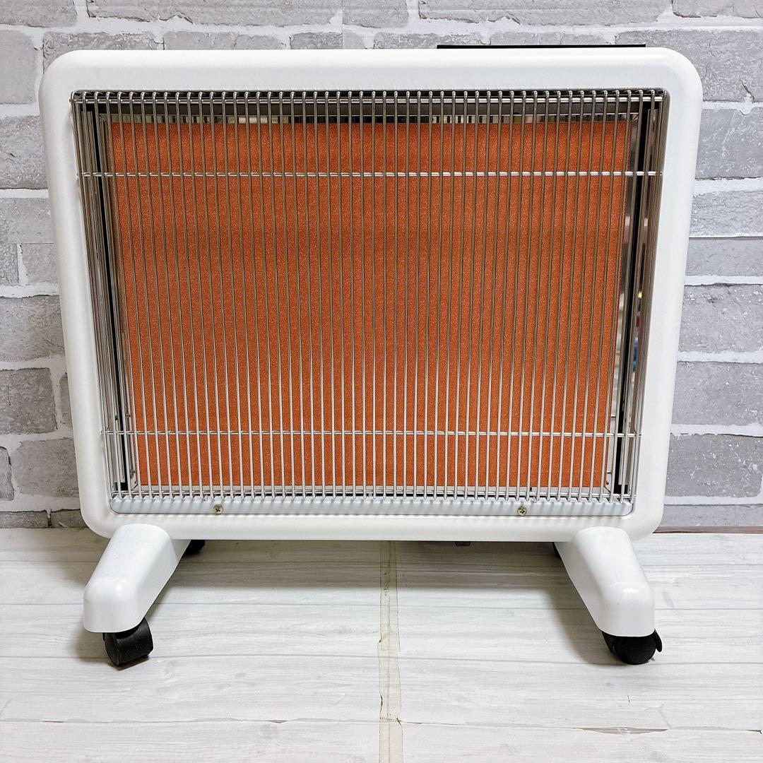 極美品 日本遠赤外線株式会社 サンルミエ・エクセラ7（ホワイト