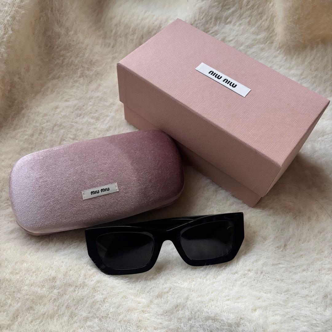 miu miu スクエアグリンプスサングラス - メルカリ